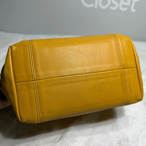 Vintage COACH Waverly 4133 Costa Rica Top Handle Handbag - Picture 3 of 16